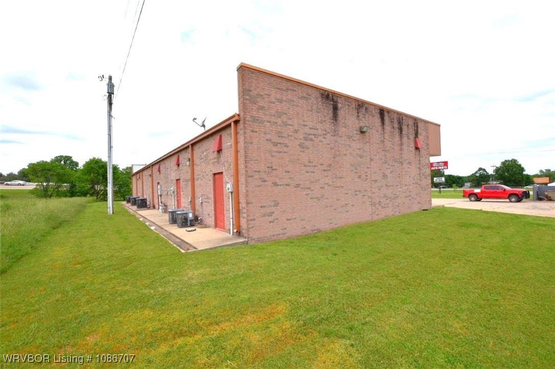 main property photo 22