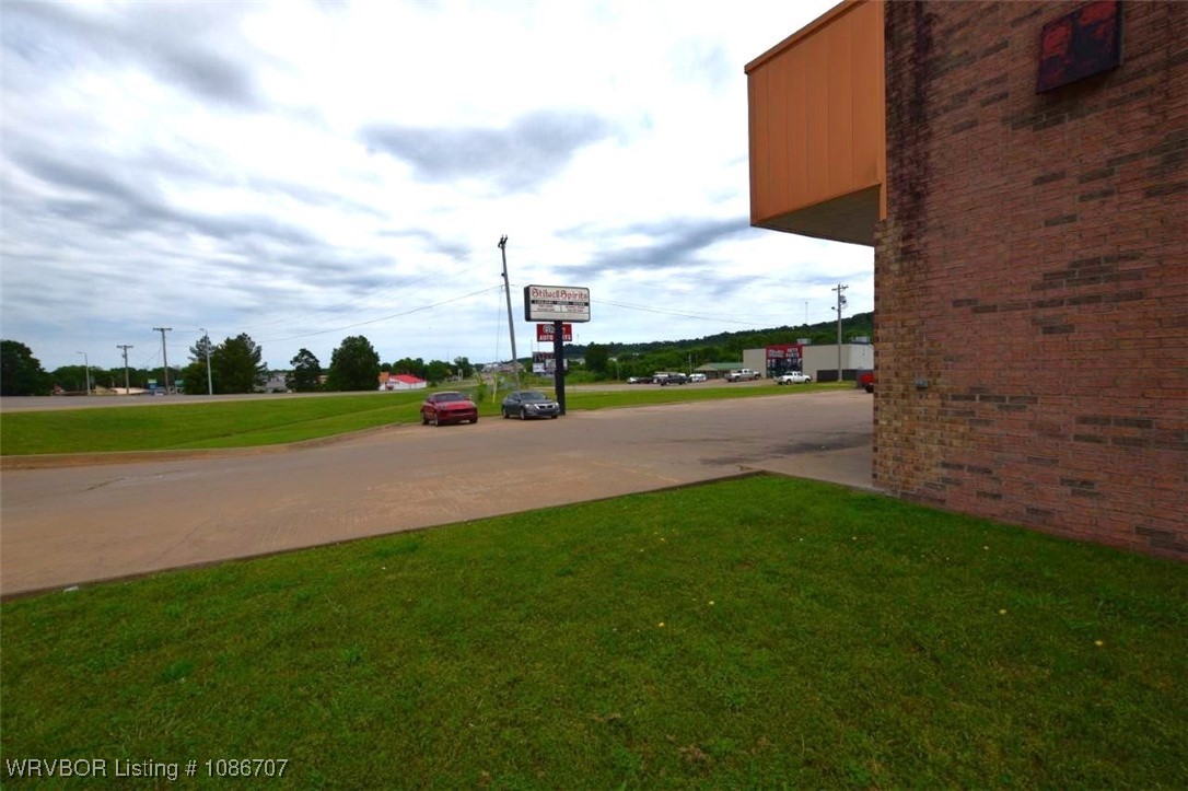 main property photo 25