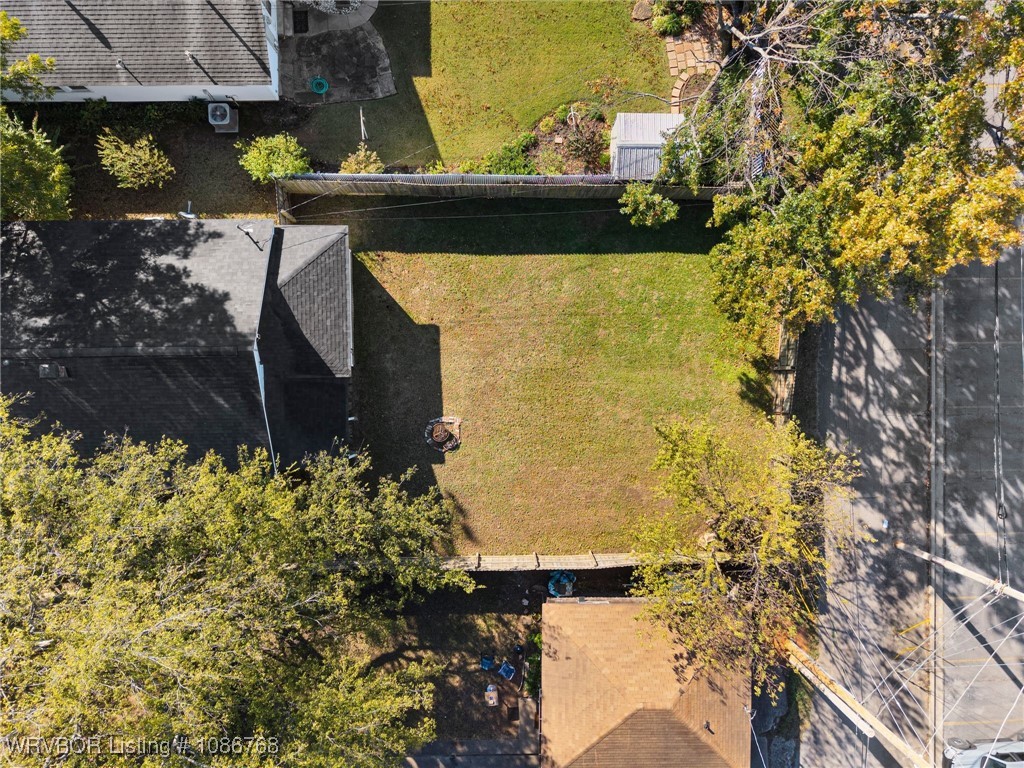 main property photo 30