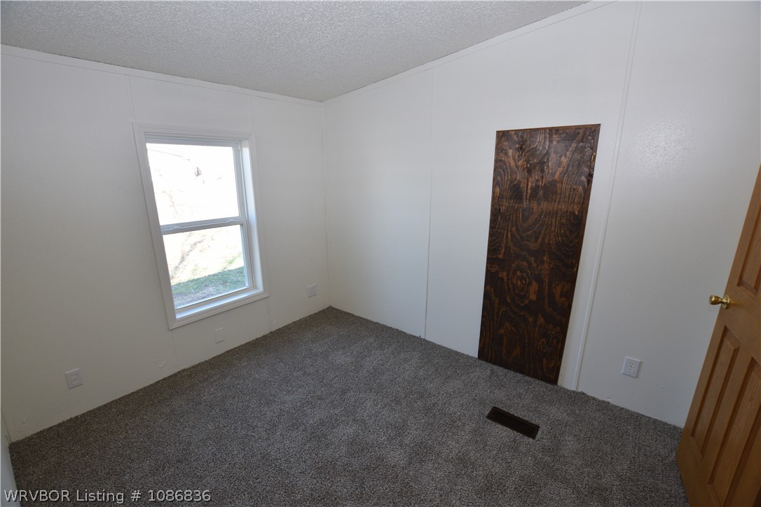 property viewer photo 24