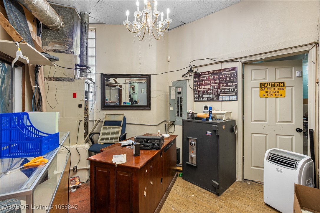 main property photo 12