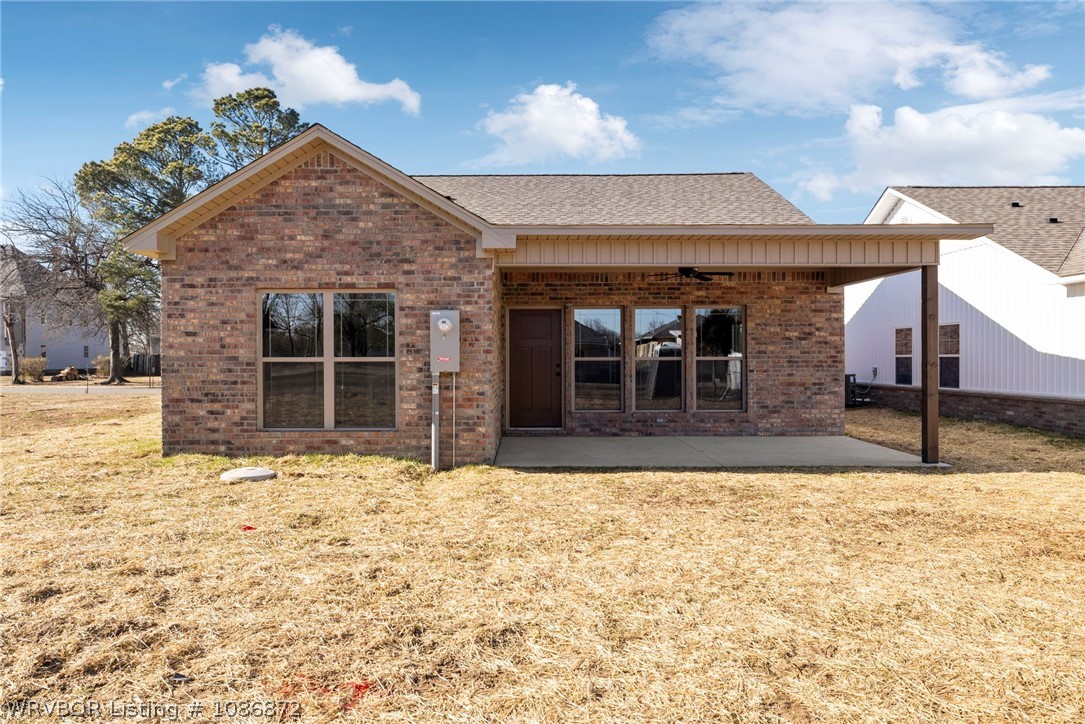 main property photo 30