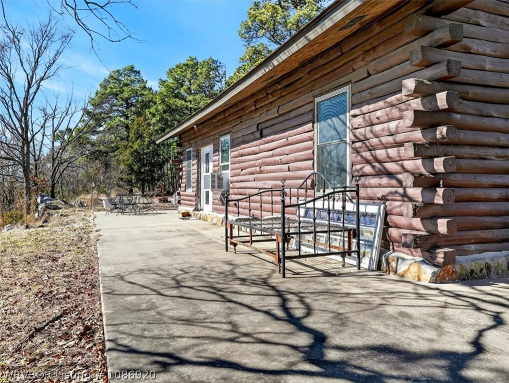 main property photo 28