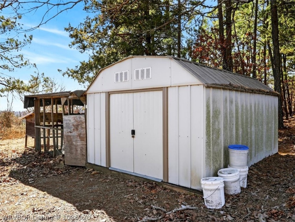 main property photo 37