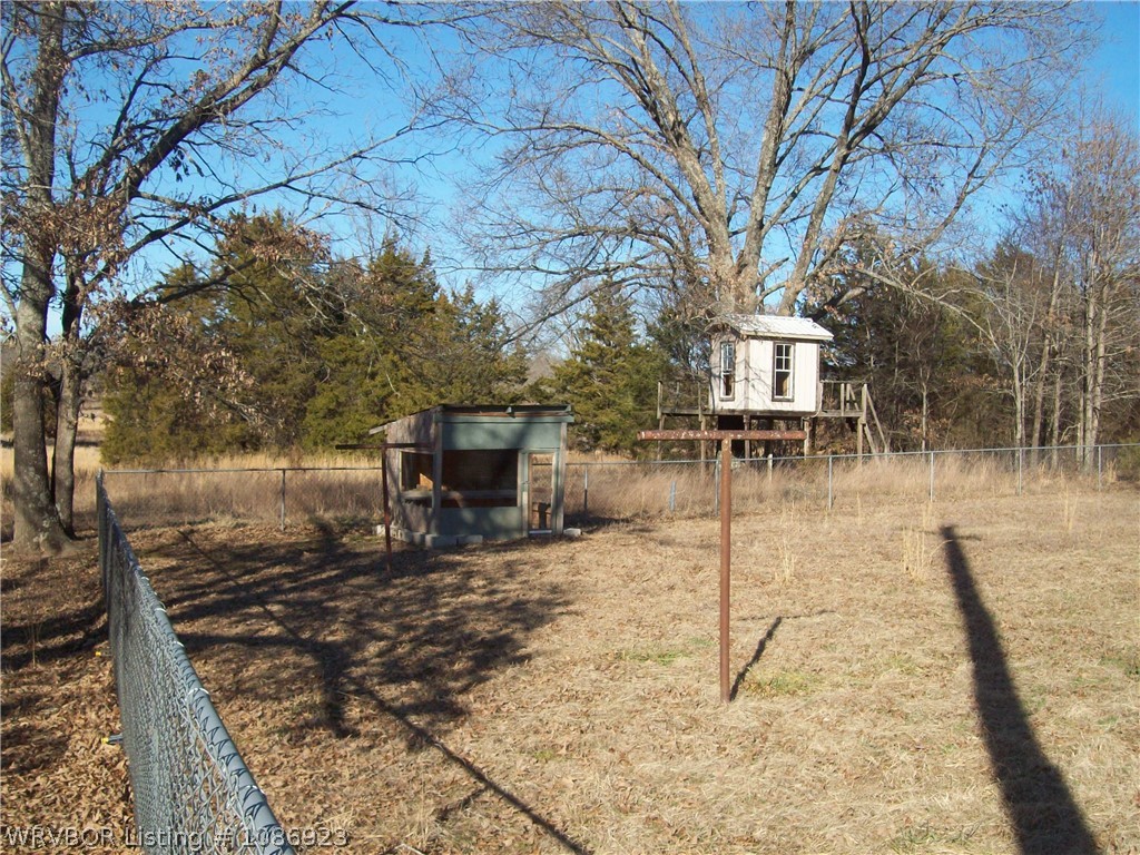 main property photo 6