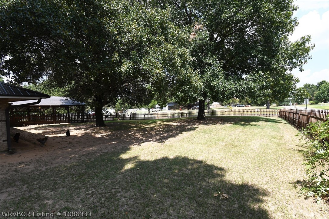 main property photo 45