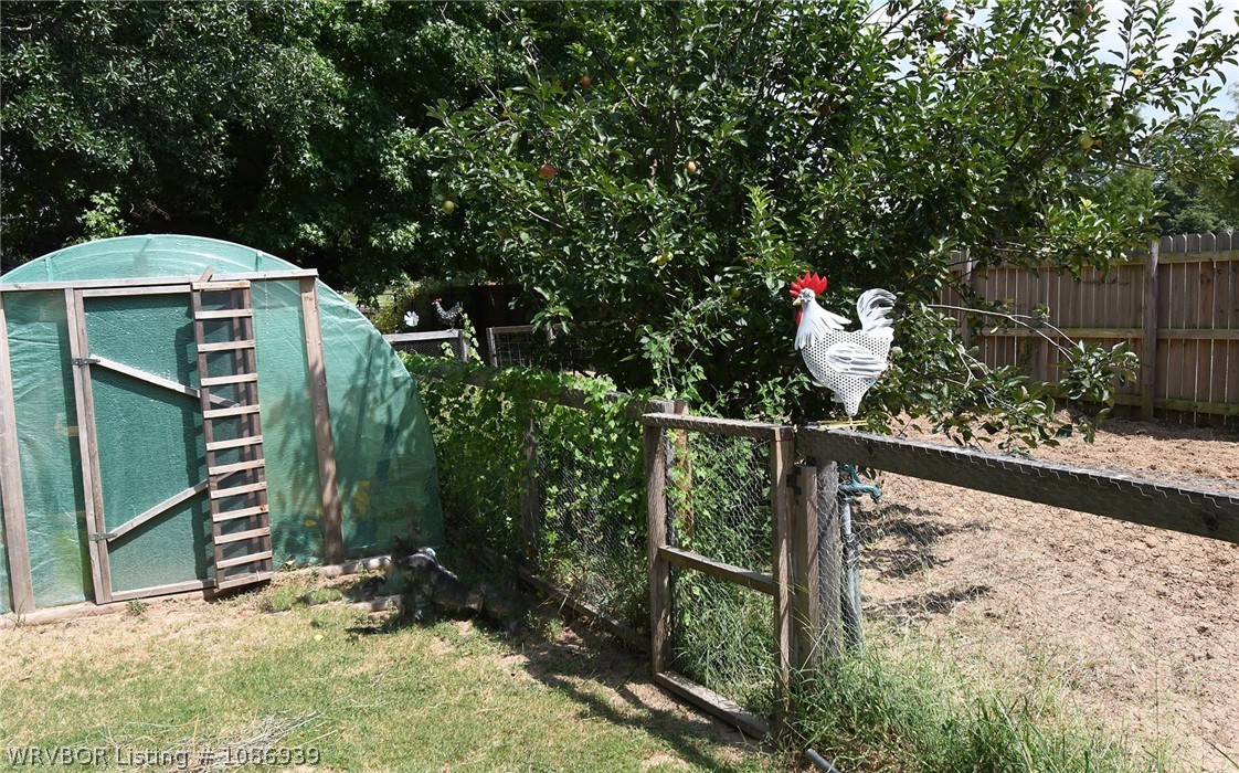 main property photo 50