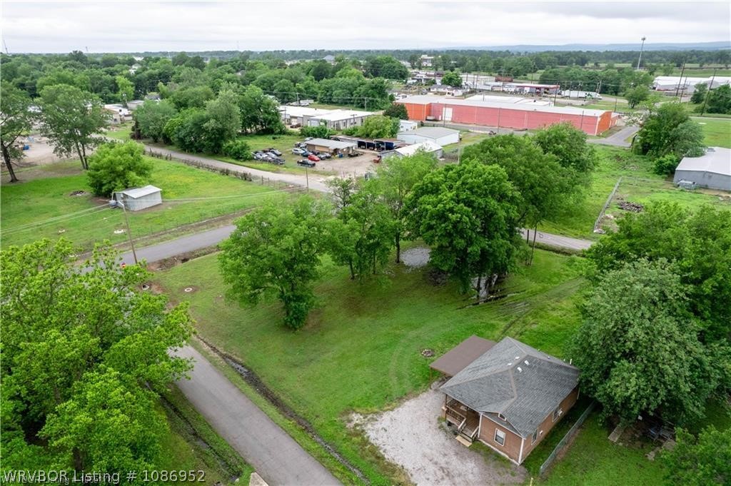 main property photo 6