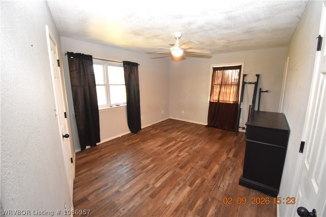 main property photo 12