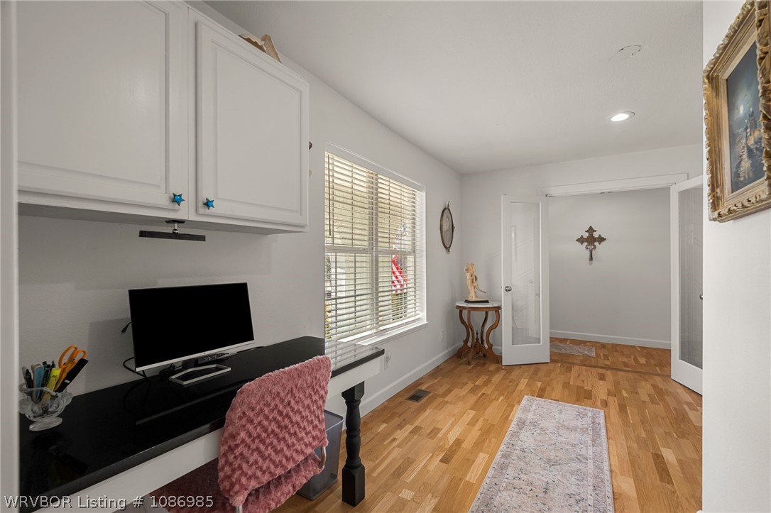 property viewer photo 19