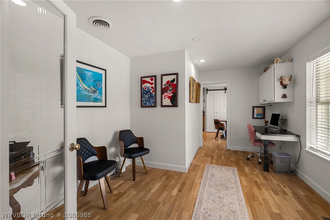 property viewer photo 20