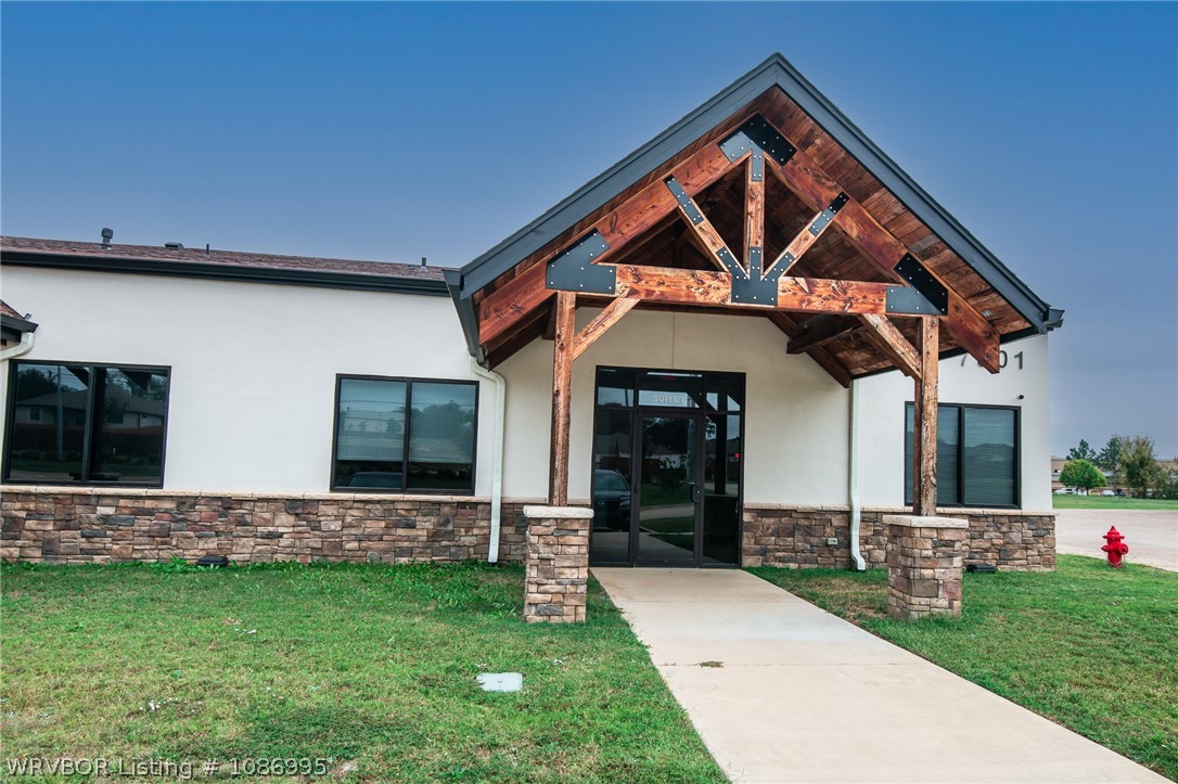 main property photo 1