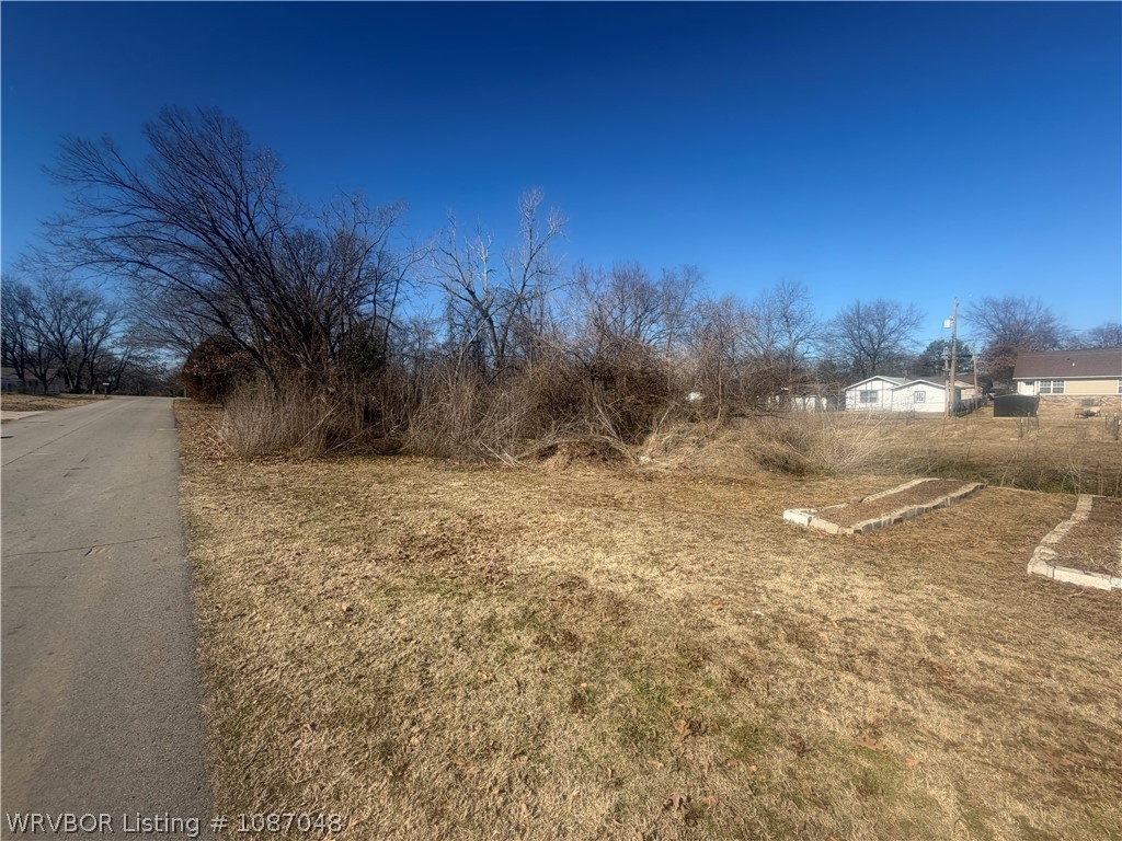 main property photo 8