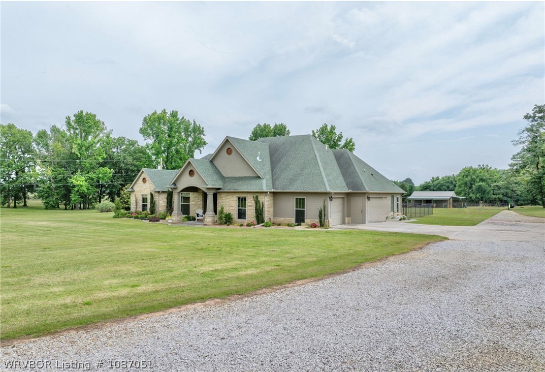 main property photo 3