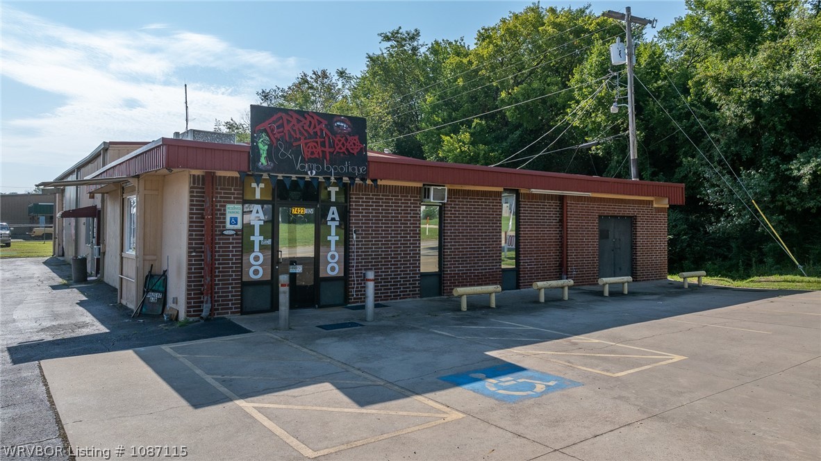 main property photo 20
