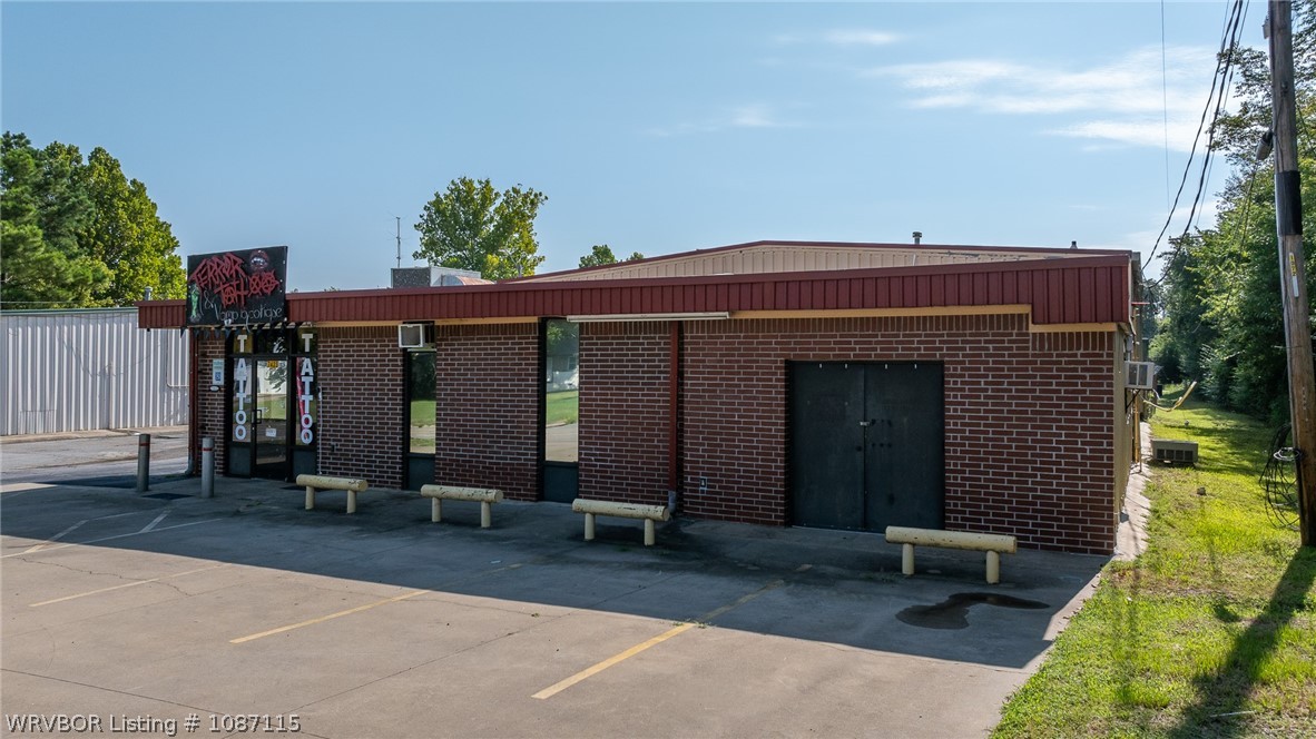 main property photo 22
