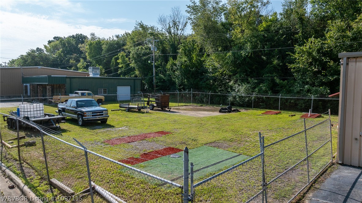 main property photo 4