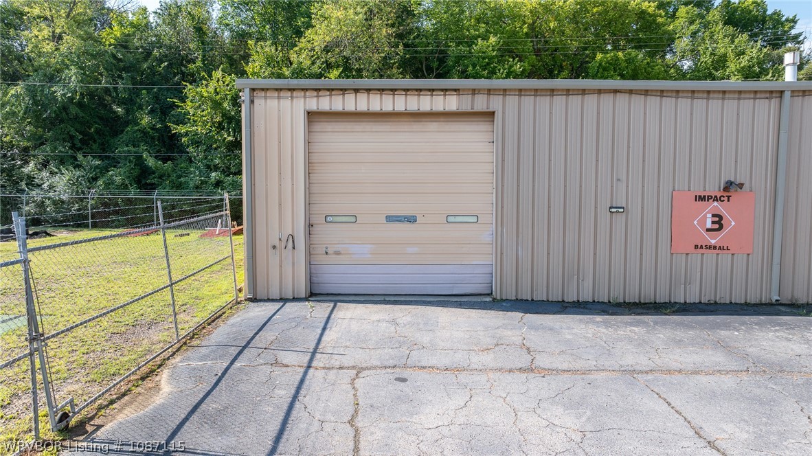 main property photo 5