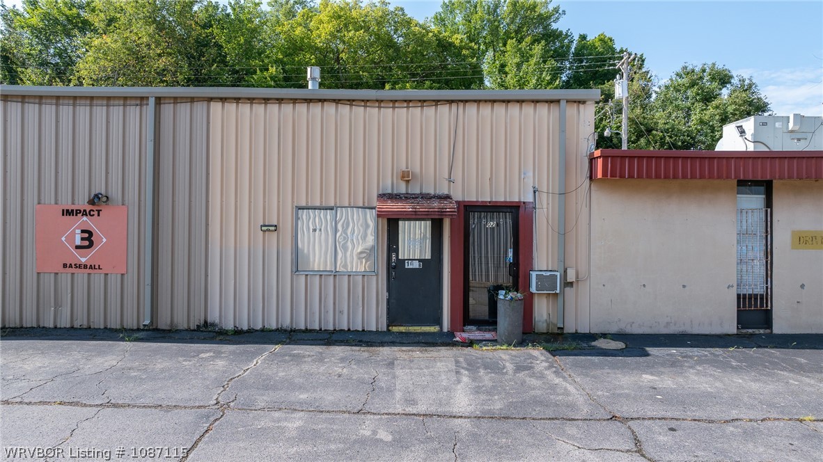 main property photo 6