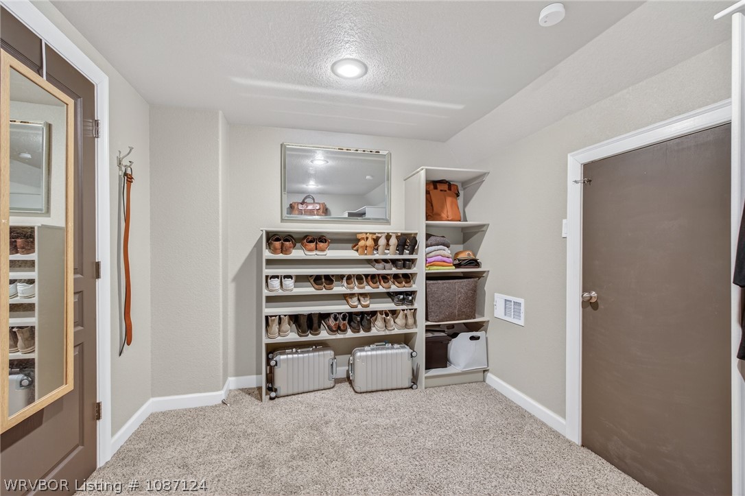 property viewer photo 18