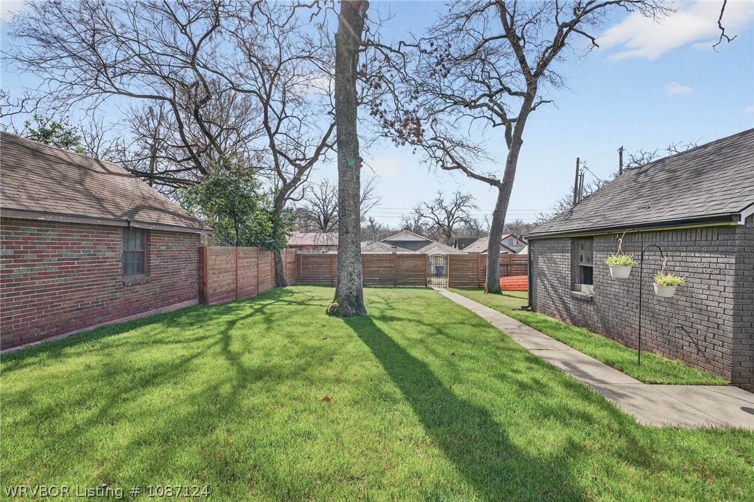 property viewer photo 26