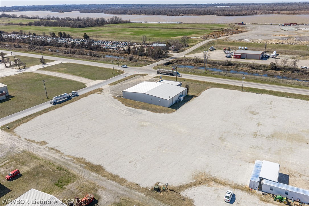 main property photo 16