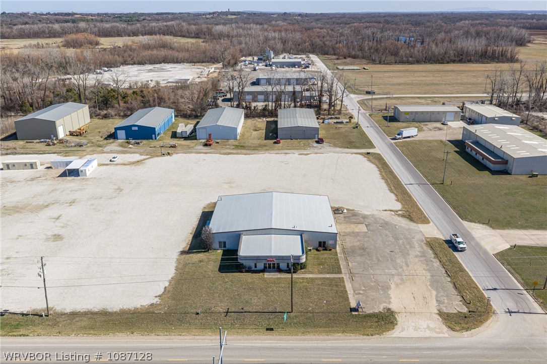 main property photo 18