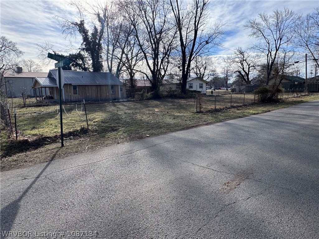 main property photo 3