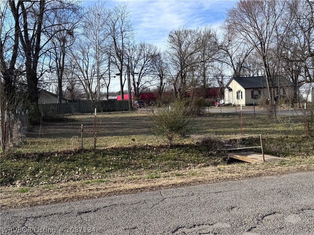 main property photo 4