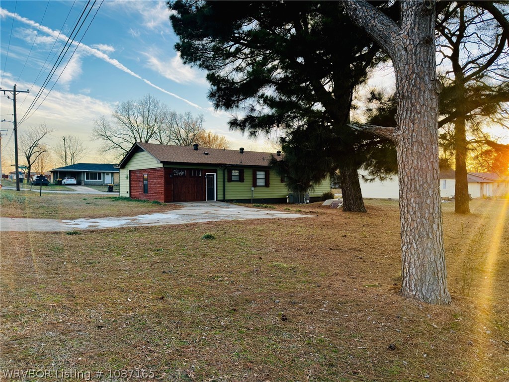 main property photo 22