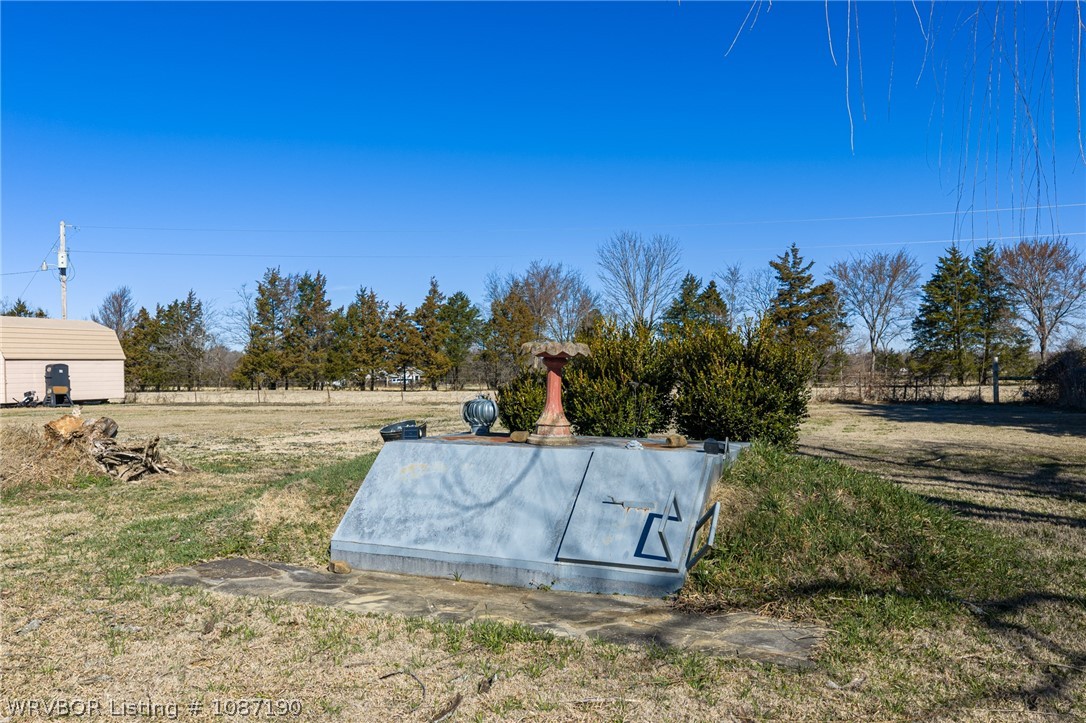 main property photo 32
