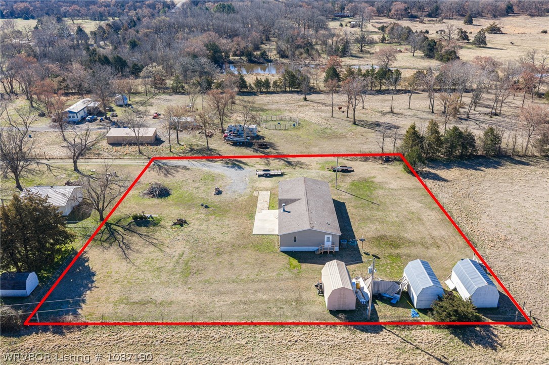 main property photo 40