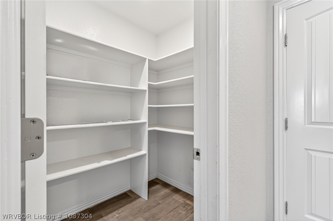 property viewer photo 19