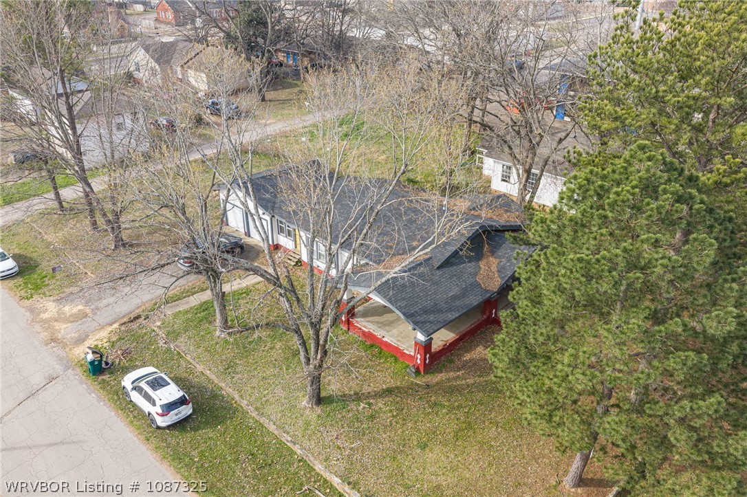 main property photo 44