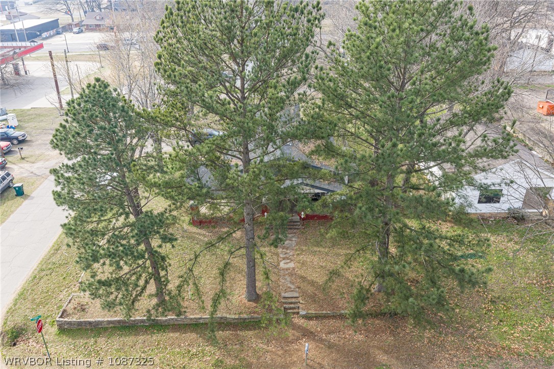 main property photo 45
