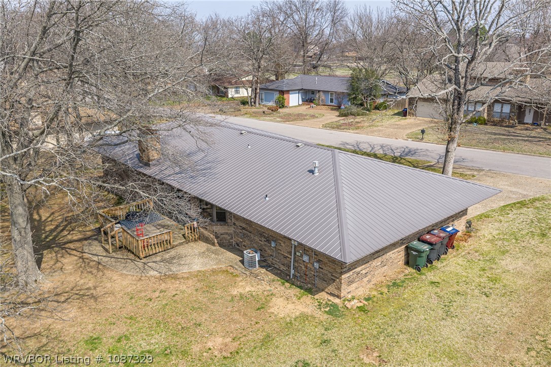 main property photo 41