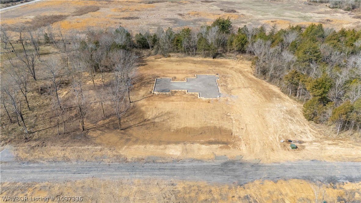 main property photo 18