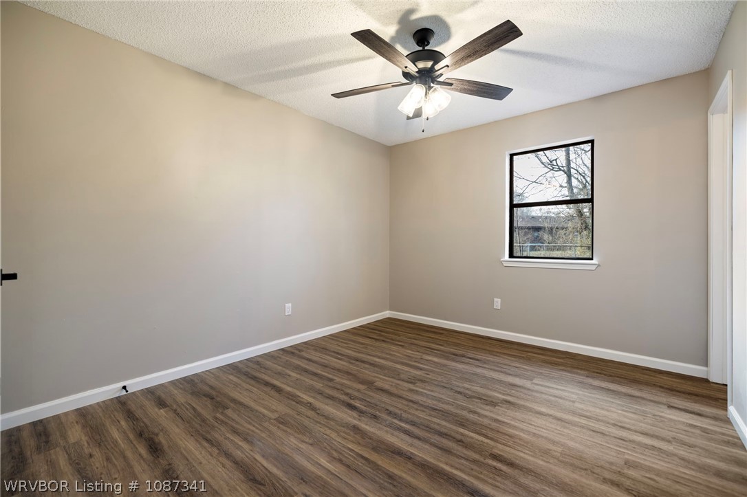 property viewer photo 17