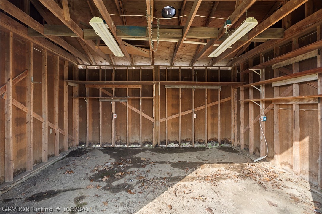 property viewer photo 23