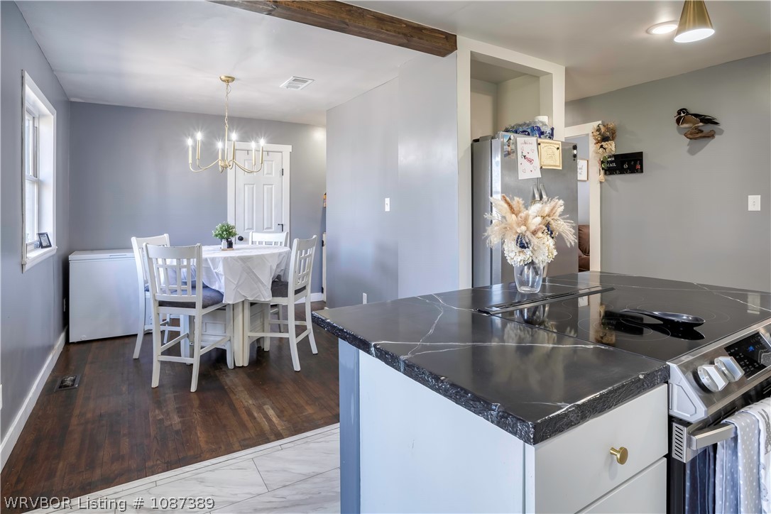 property viewer photo 12