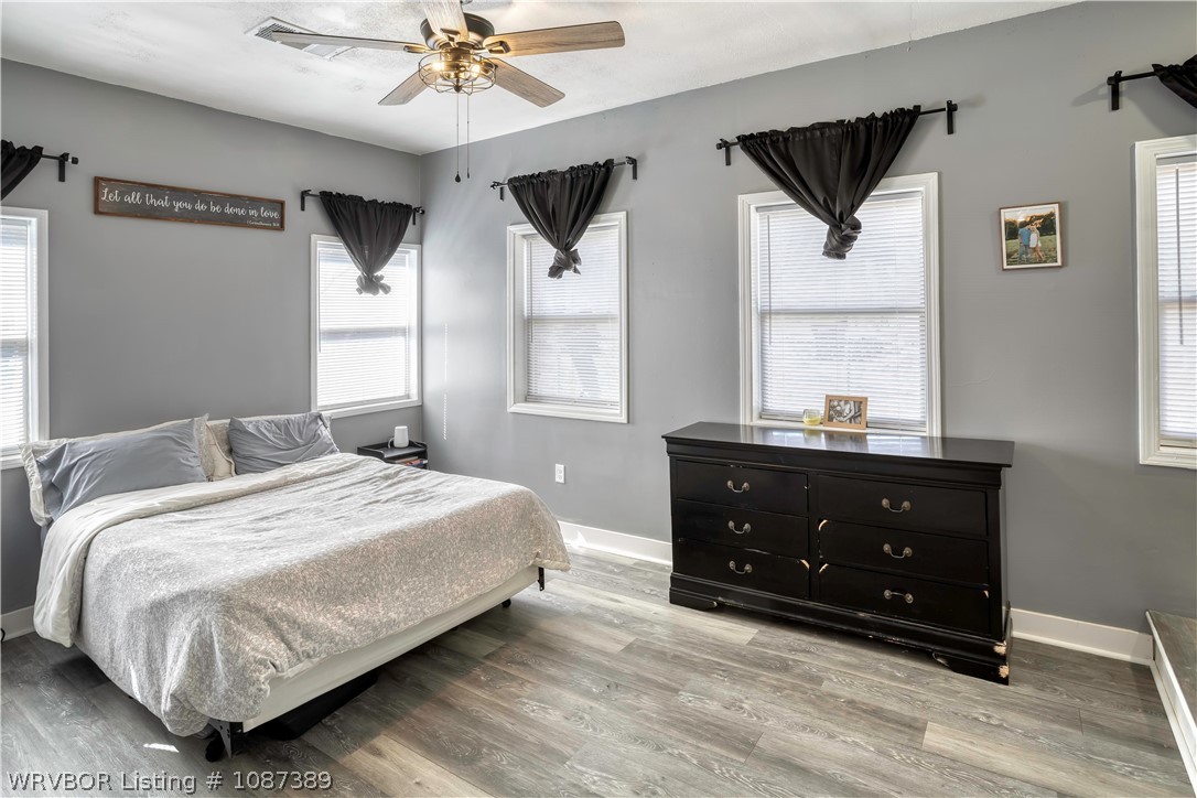 property viewer photo 20