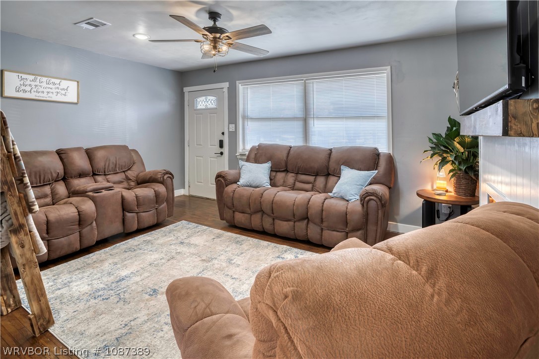 property viewer photo 7