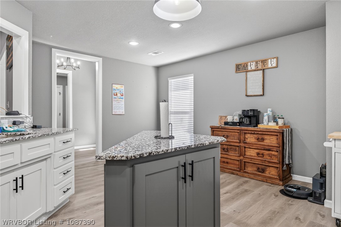 property viewer photo 15