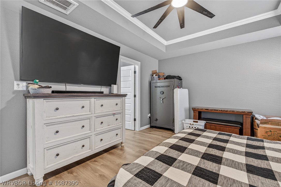 property viewer photo 20