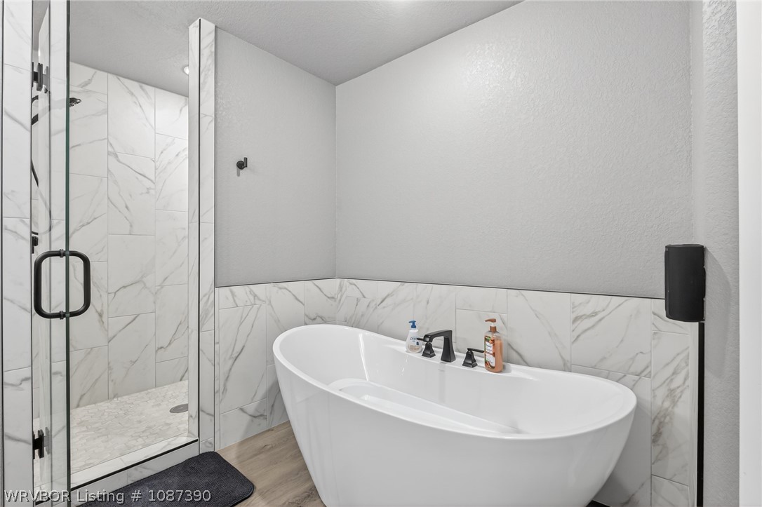 property viewer photo 22