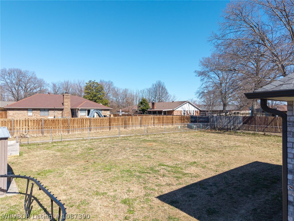 property viewer photo 40