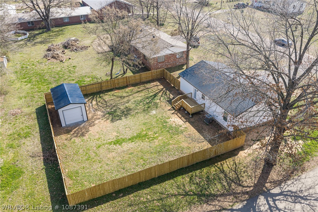 main property photo 45