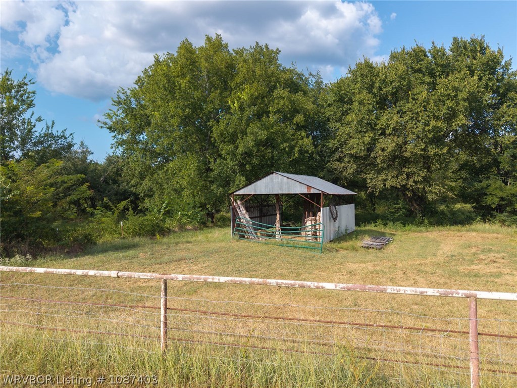 main property photo 16
