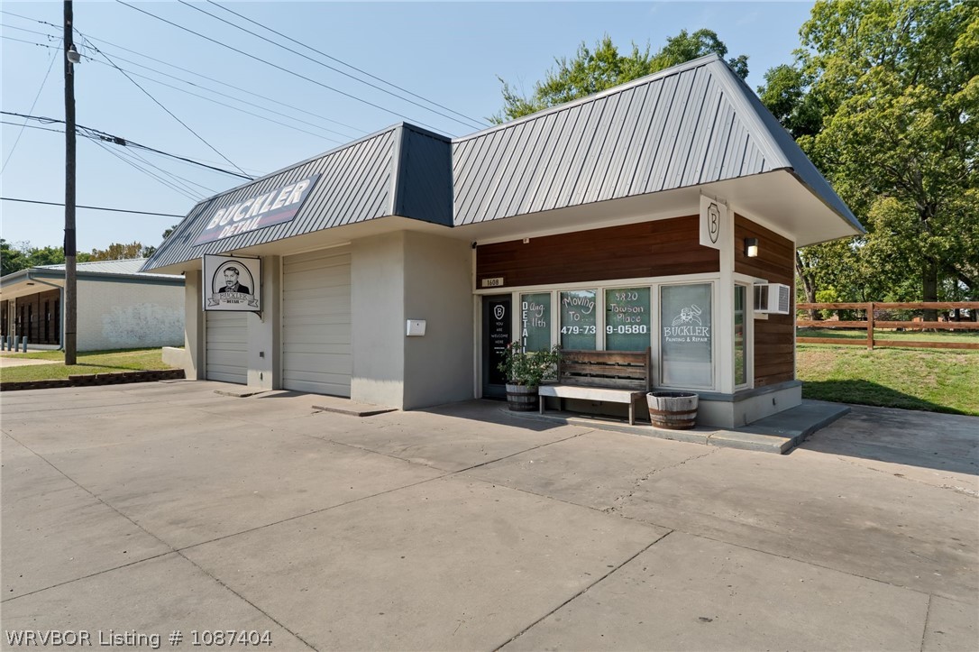 main property photo 2