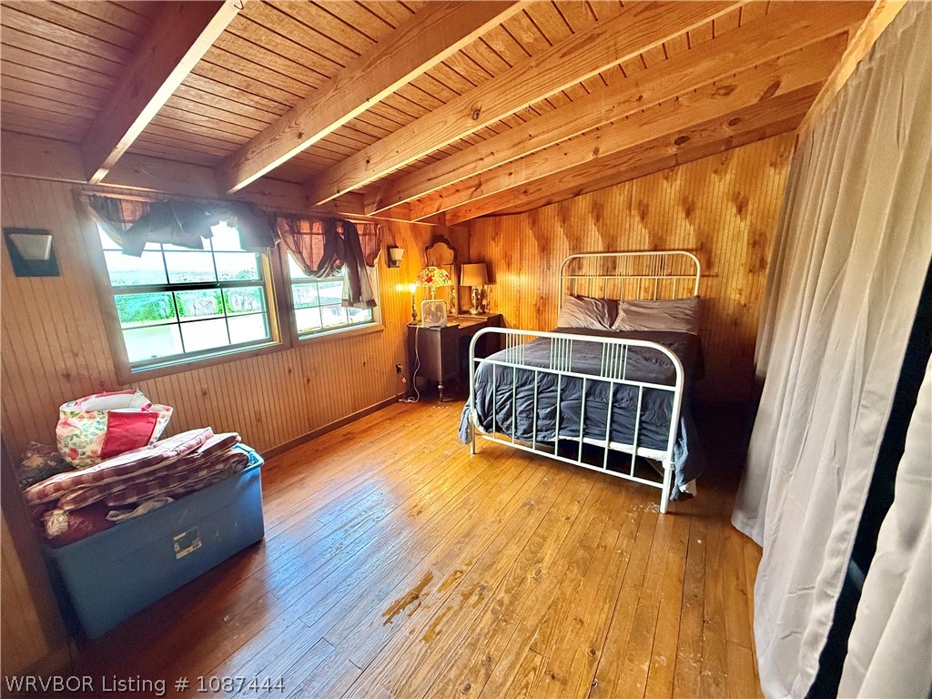 main property photo 20